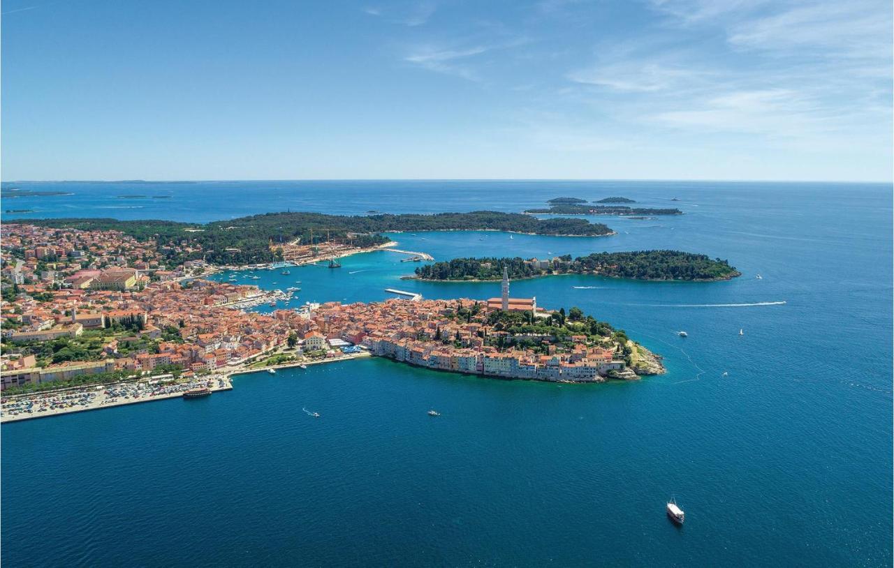 2 Bedroom Stunning Apartment In Rovinj Exteriér fotografie
